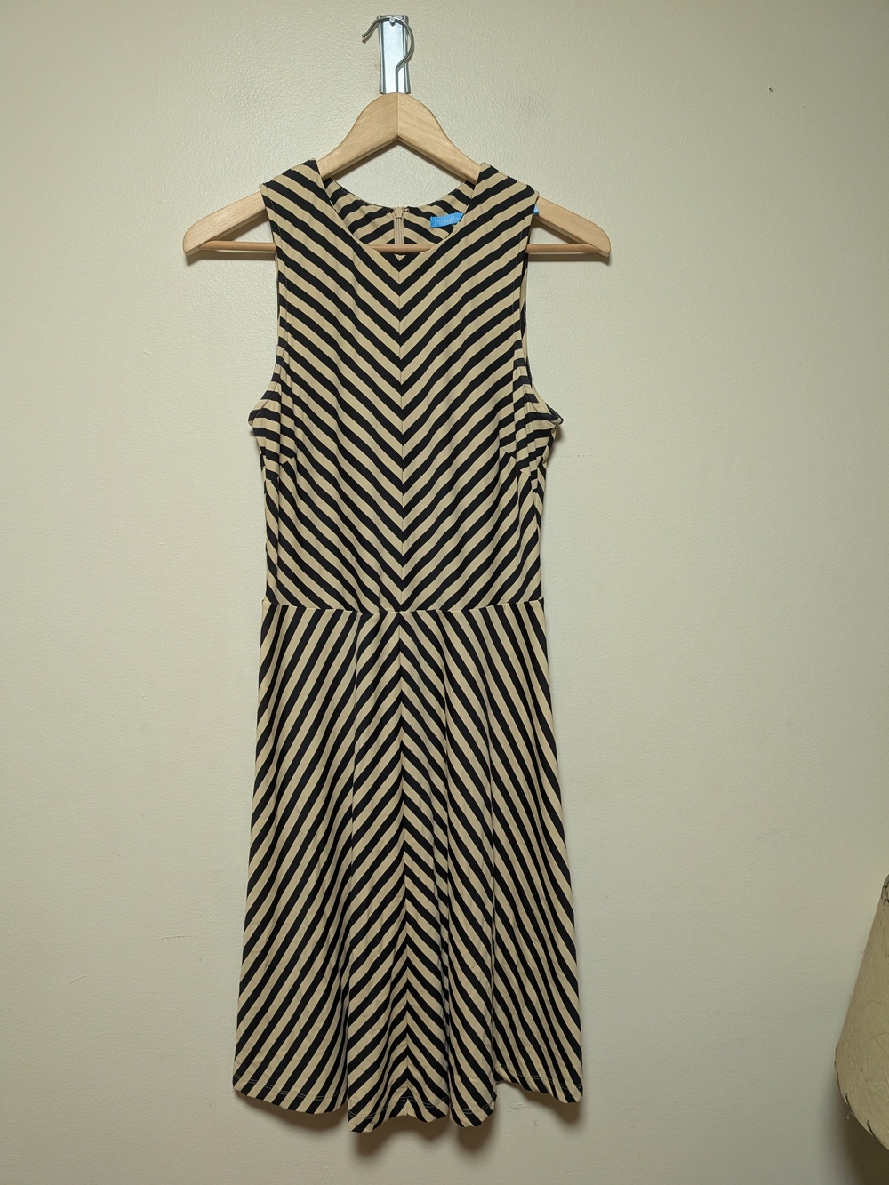J. McLaughlin Black Cream Chevron Stripe Sleeveless Midi Dress Size S